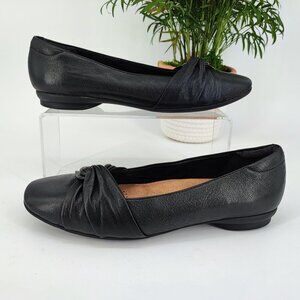 Clarks Women's Chateau Manor Black Leather Flat Loafers Size 8.5